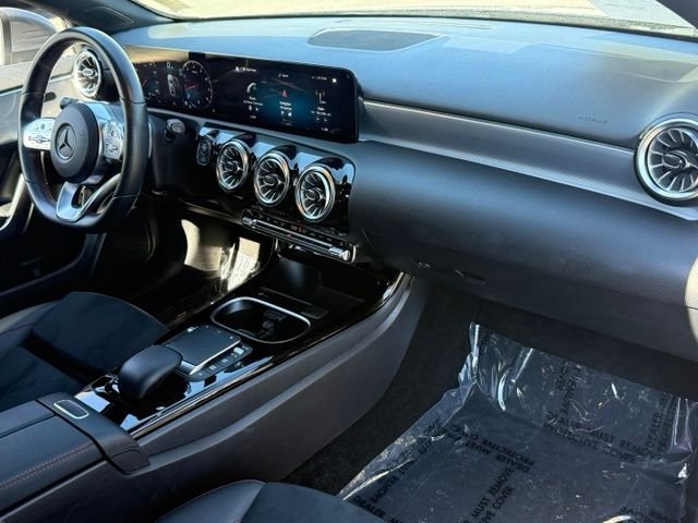 Certified Used 2022  Mercedes-Benz A 220 image 28