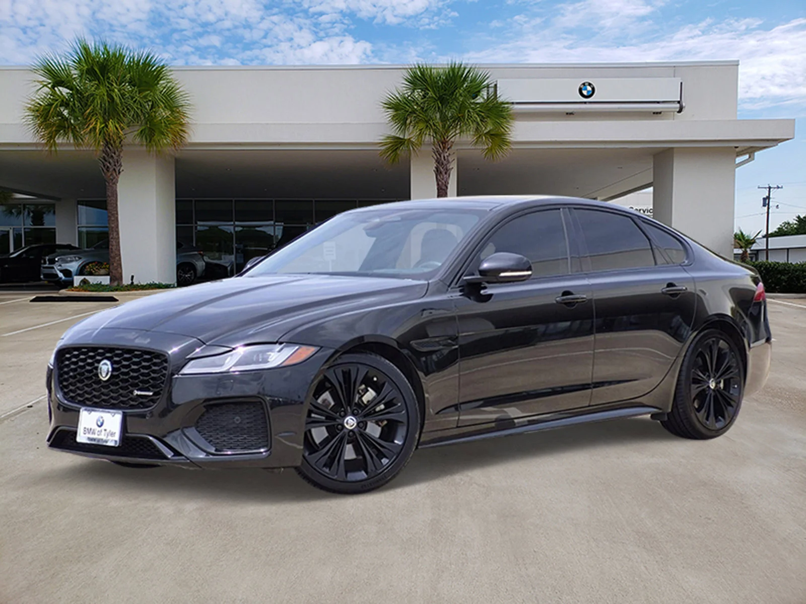 2024 Jaguar XF P250 R-Dynamic SE's photo