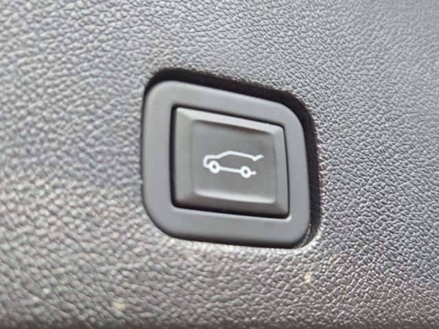 Used 2024 Black Metallic Cadillac Premium Luxury image 18