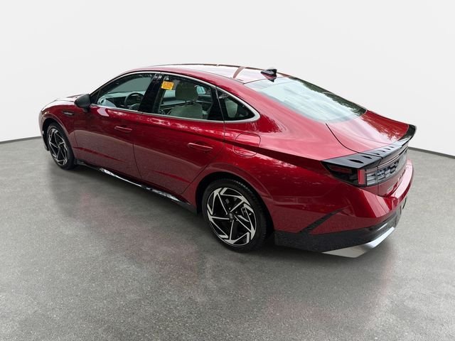 Certified Used 2026 Red Hyundai SEL Sport image 4