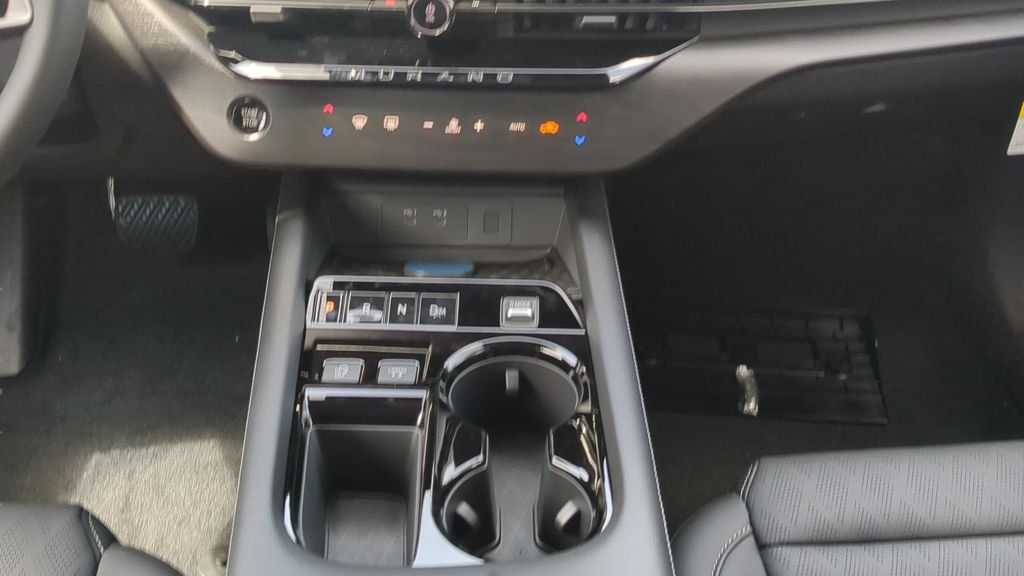 New 2026 Everest White Pearl TriCoat Nissan Platinum image 15
