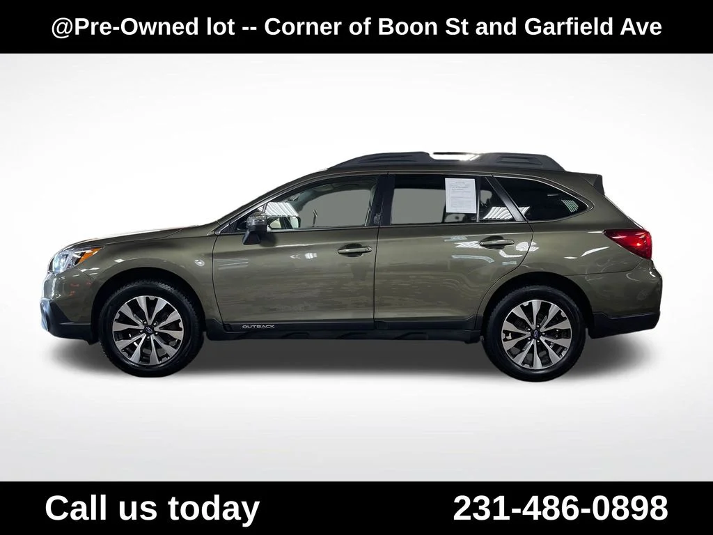 Used 2017 Green Subaru 2.5i image 2