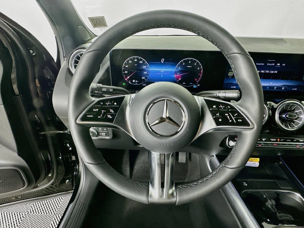 New 2026 Night Black Mercedes-Benz GLA 250 image 40