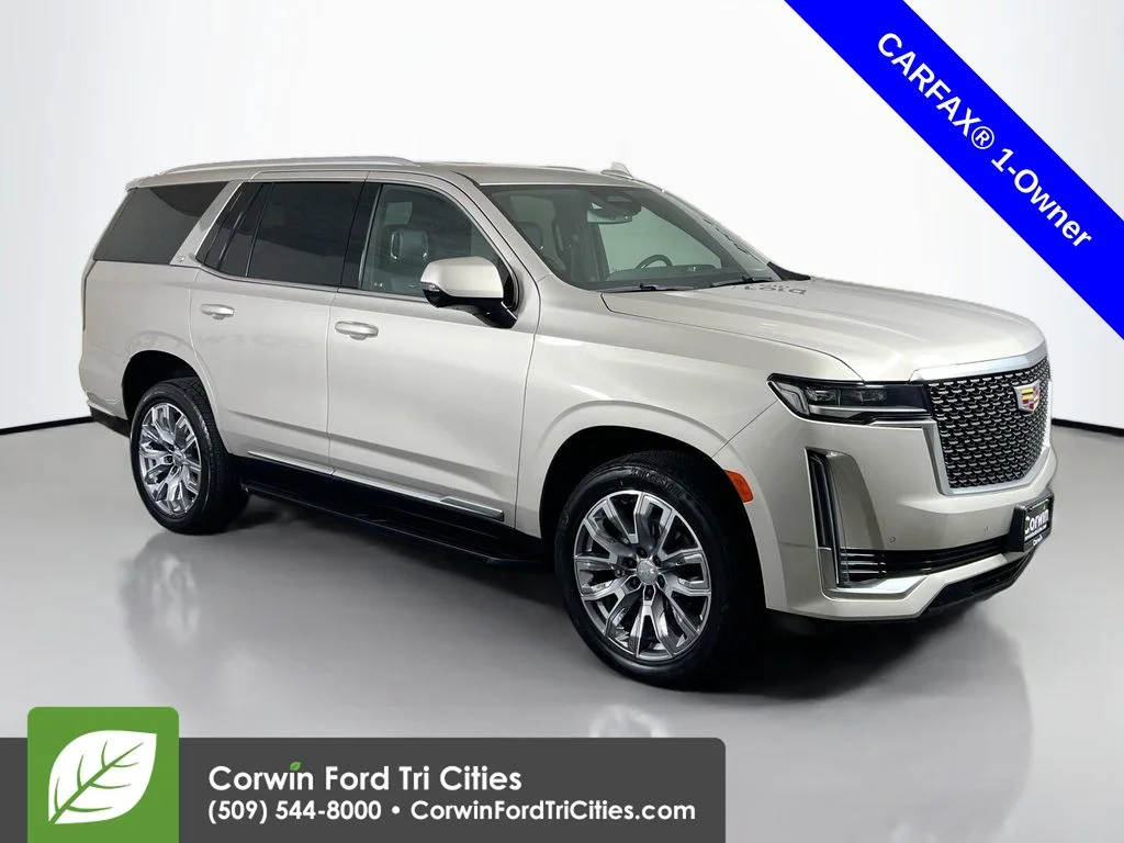 2022 Cadillac Escalade 4WD Luxury's photo