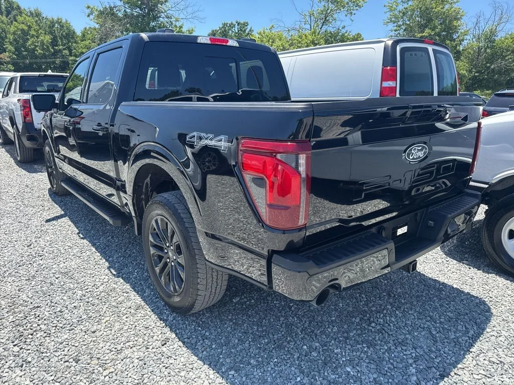Used 2024 Black Ford XLT image 4