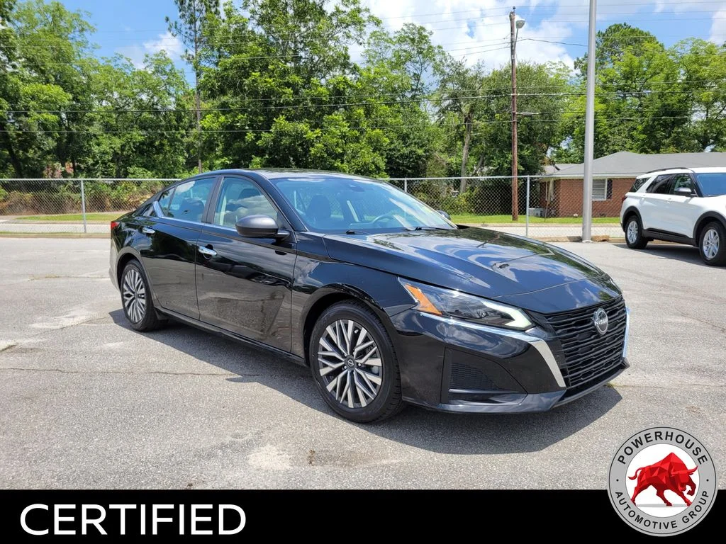 Used 2024 Black Nissan 2.5 SV image 8