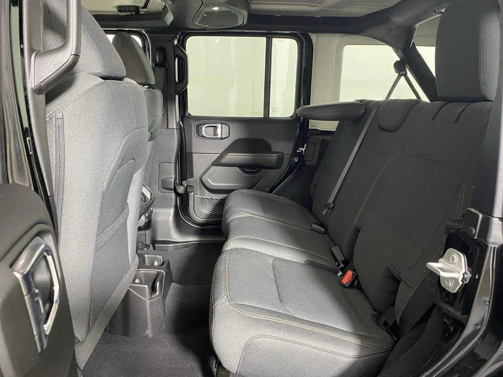 Used 2026 Black Jeep Sahara image 7