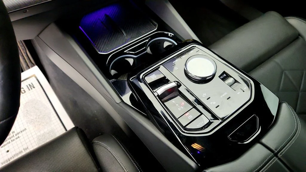 Used 2024 Tanzanite Blue II Metallic BMW 530i w/ M Sport Pro Pkg, Luxury Seating & Premium Pkg image 17