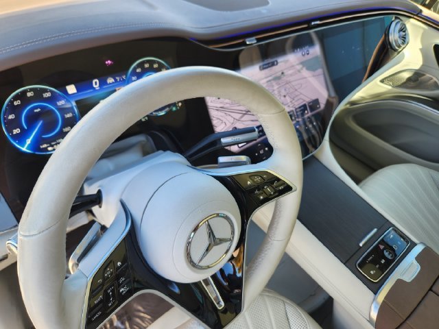 Certified Used 2023  Mercedes-Benz 580 image 15