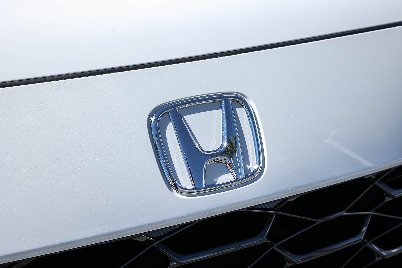 New 2027 Platinum White Pearl Honda EX-L AWD CVT image 13