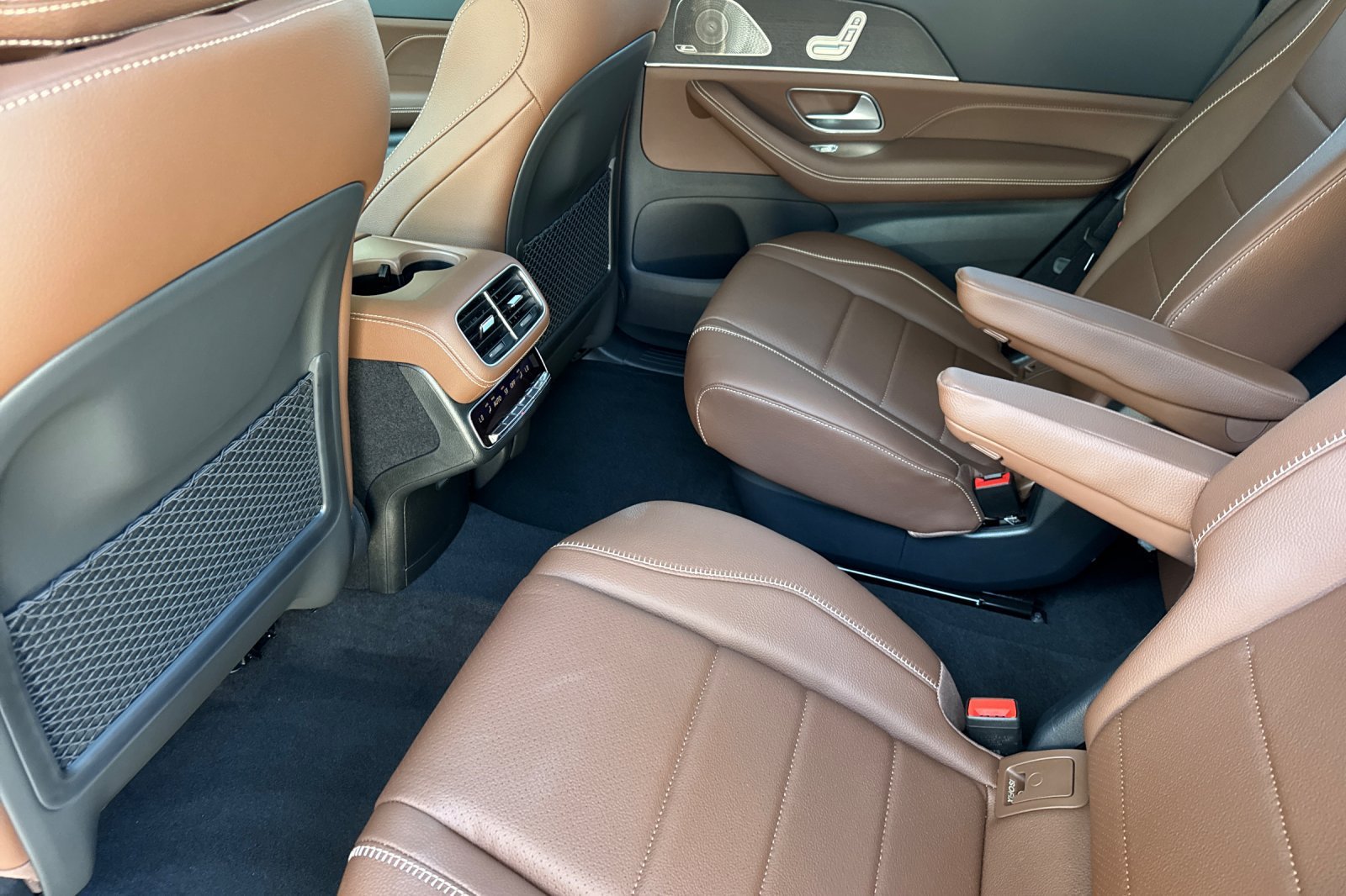 New 2027 Obsidian Black Metallic Mercedes-Benz GLS 450 image 11
