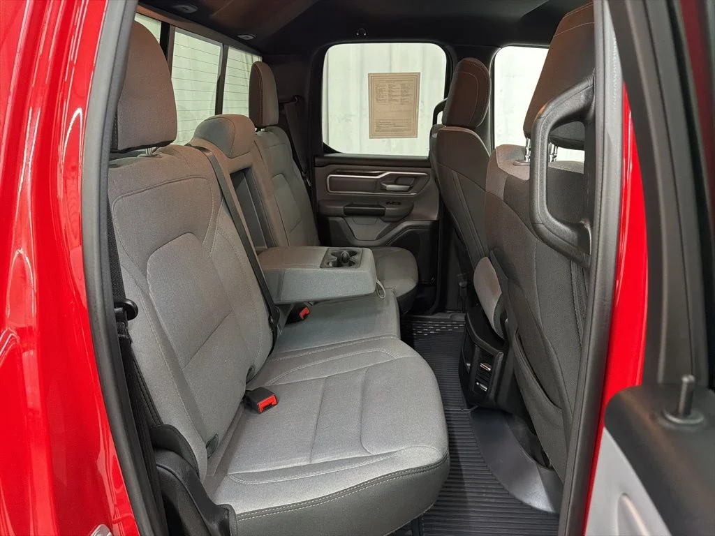 Used 2021 Red Ram Big Horn/Lone Star image 18