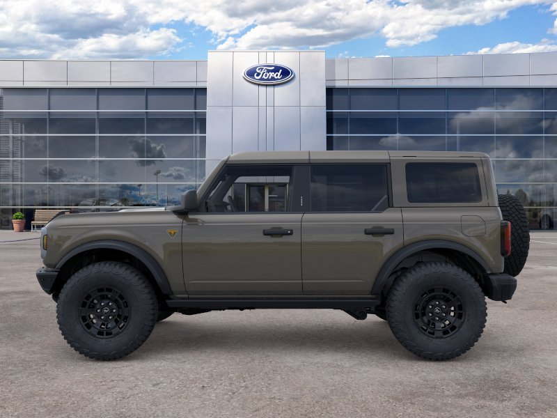 New 2026 Marsh Gray Ford Badlands image 4