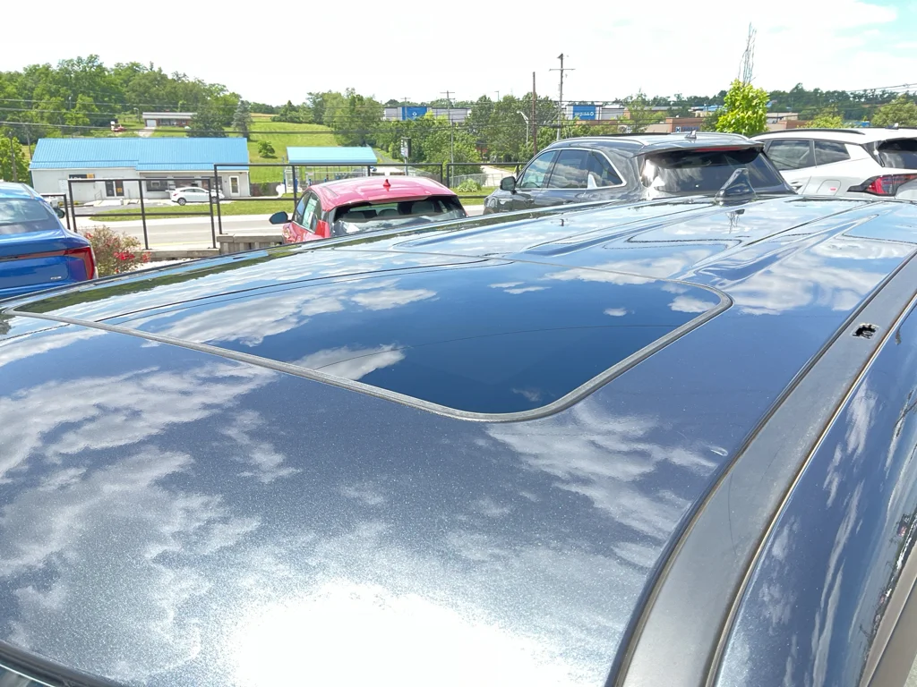 Used 2022 Gravity Gray Kia GT-Line image 6