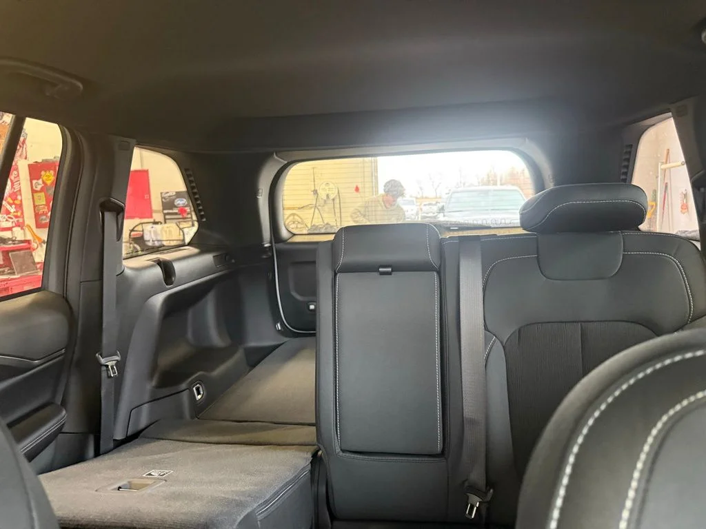 New 2026 Silver Zynith Exterior Paint Jeep Laredo X image 35