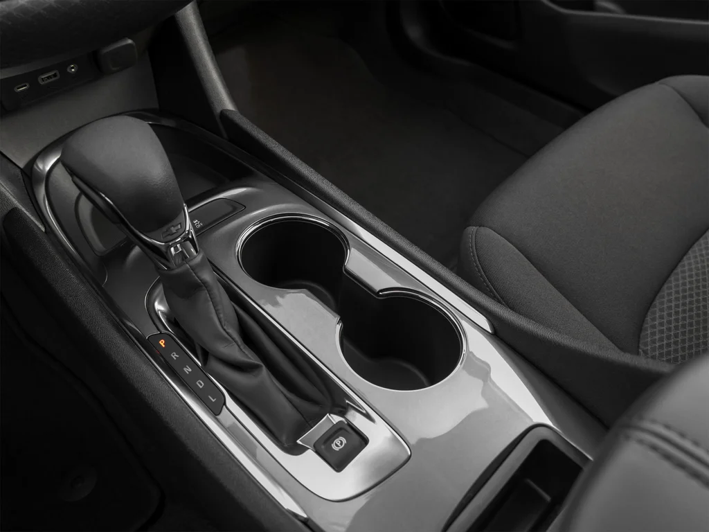 Used 2023 White Chevrolet LT image 28
