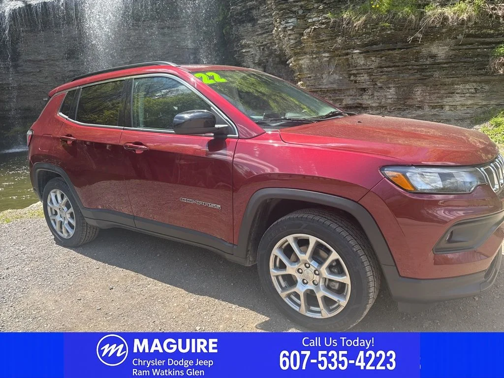 2022 Jeep Compass Latitude Lux