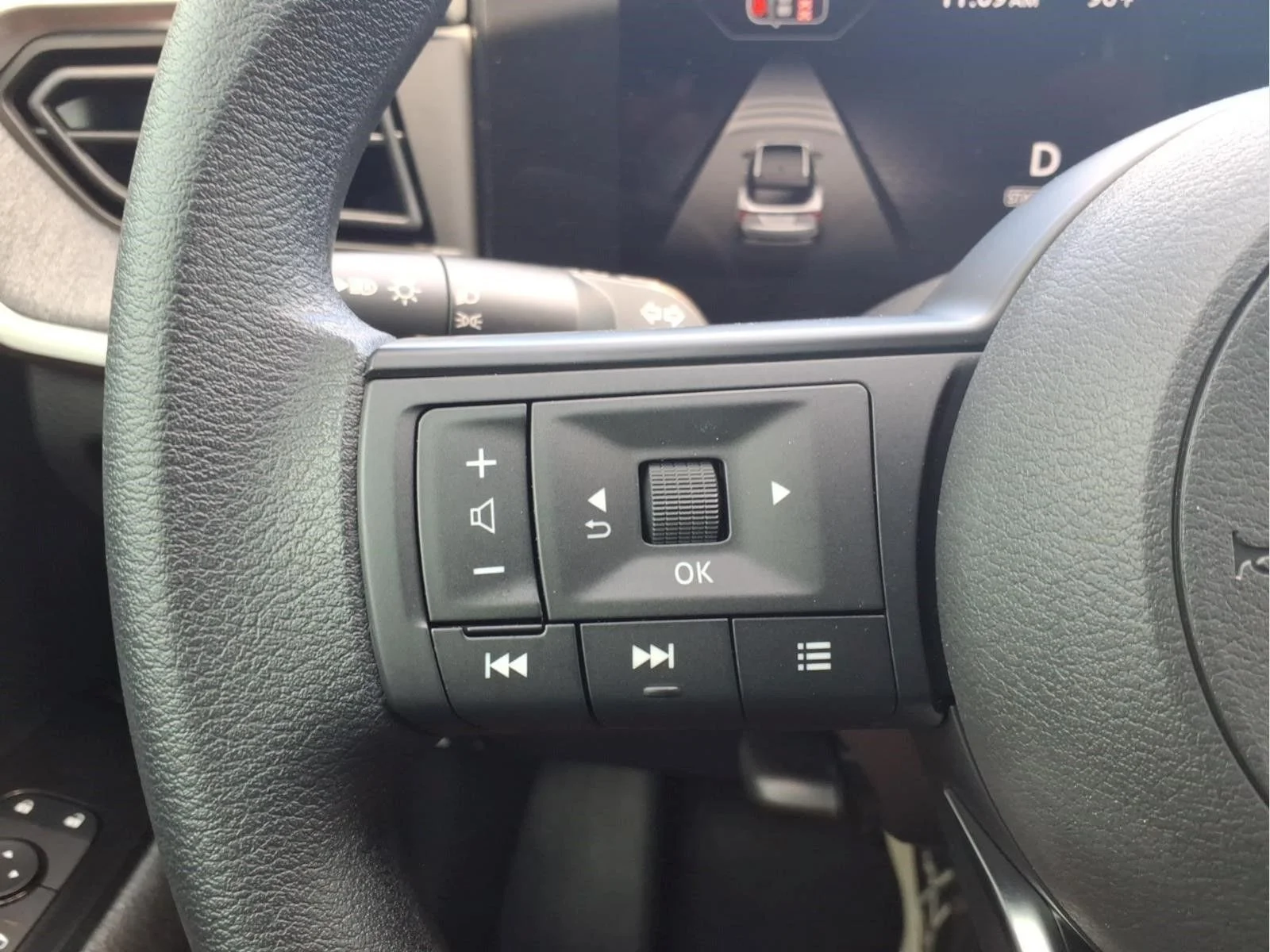 2026 Nissan KICKS SV - Photo 19