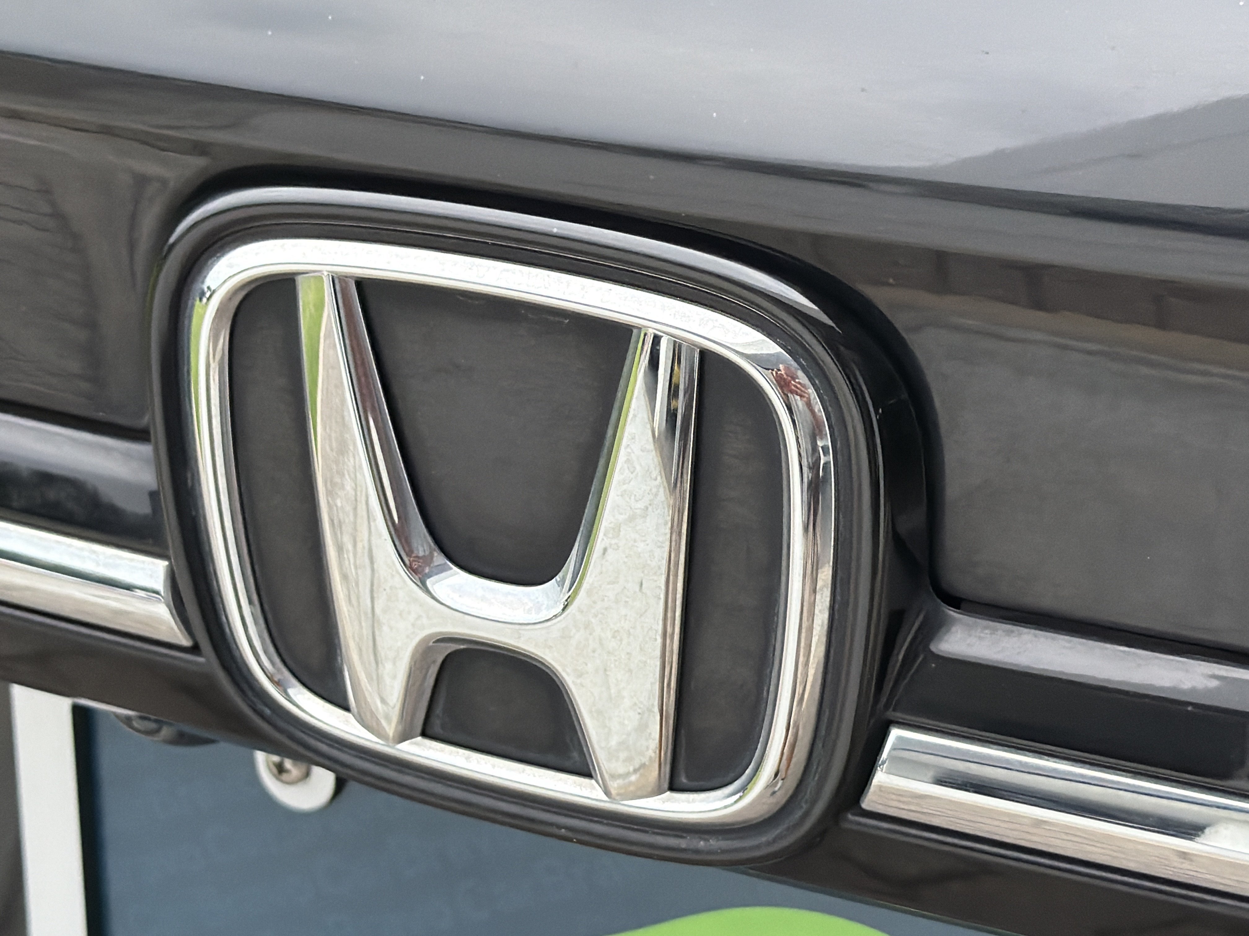 Used 2022 Black Honda Elite image 12