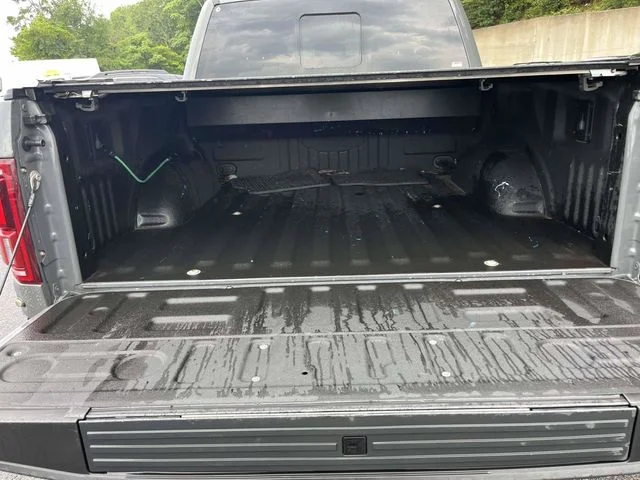 Used 2018  Ford Raptor image 12