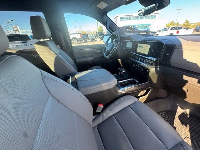 Used 2023 SUMMIT WHITE Chevrolet LTZ image 28