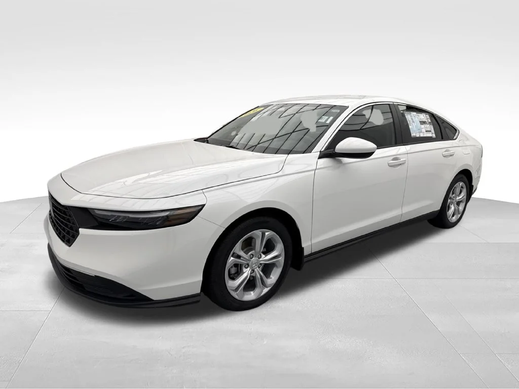 New 2026 Platinum White Pearl Honda LX image 3