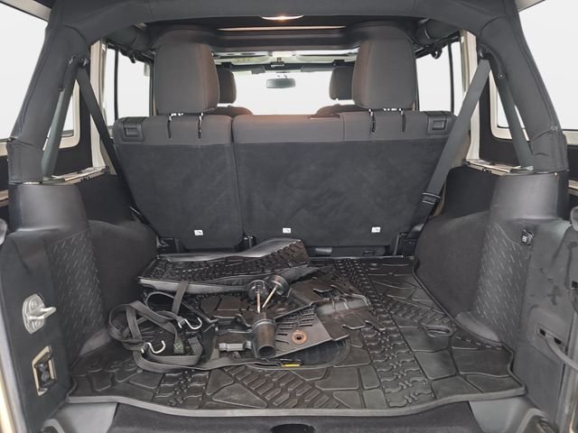 Used 2018 Gobi Clearcoat Jeep Unlimited Willys Wheeler image 31