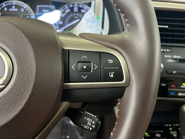 Used 2016 Satin Cashmere Metallic Lexus 350 image 44