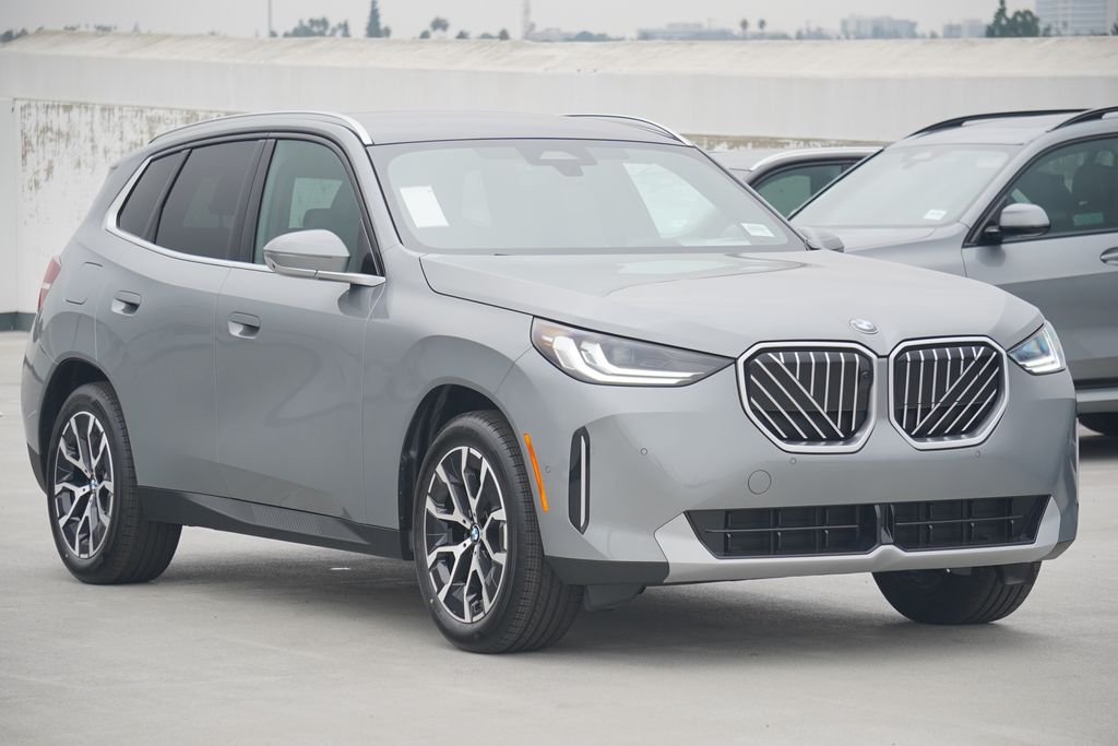 Used 2026 Gray Metallic BMW 30 xDrive image 3