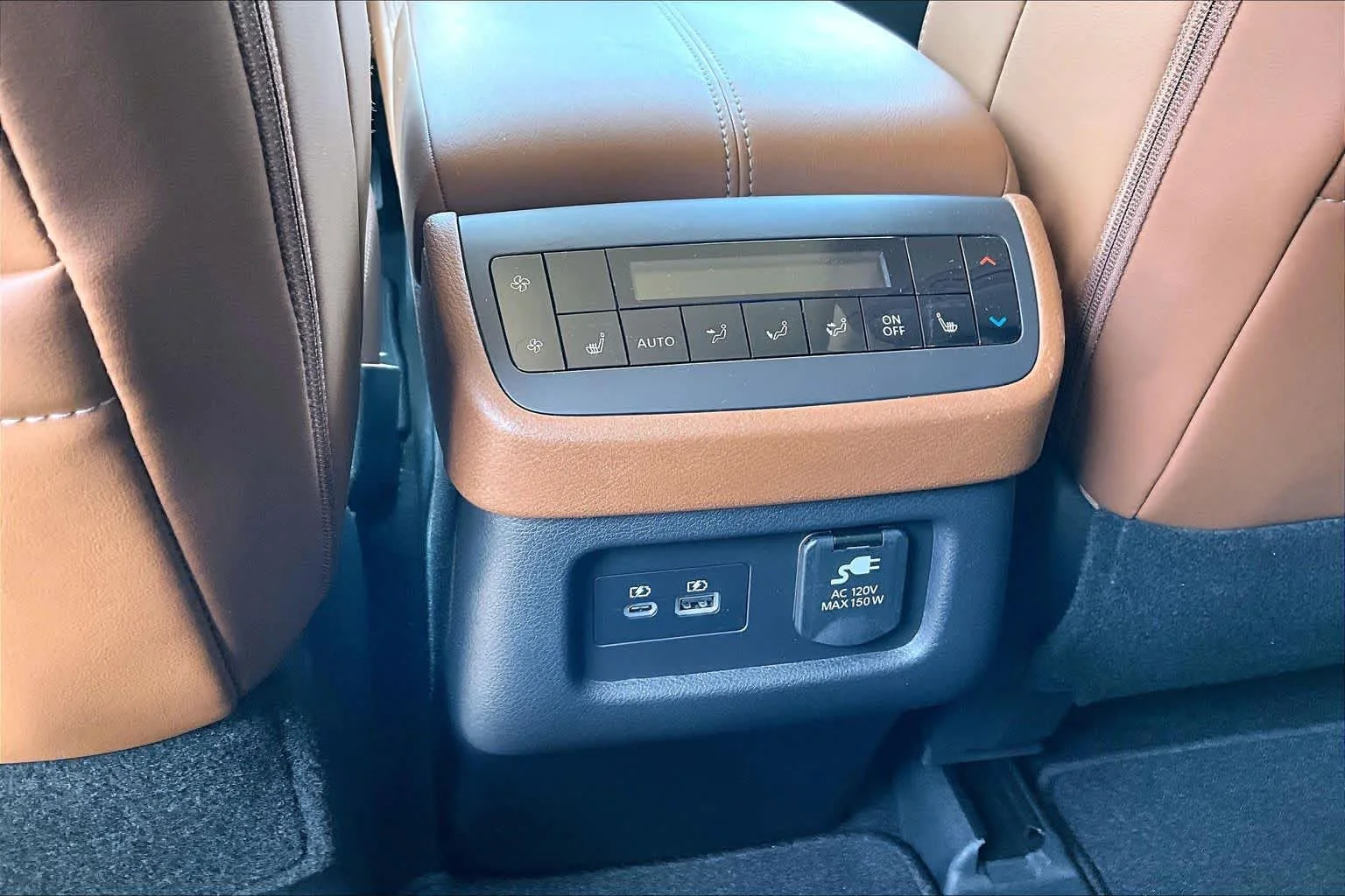 Used 2025 Boulder Gray Pearl Nissan Platinum image 33