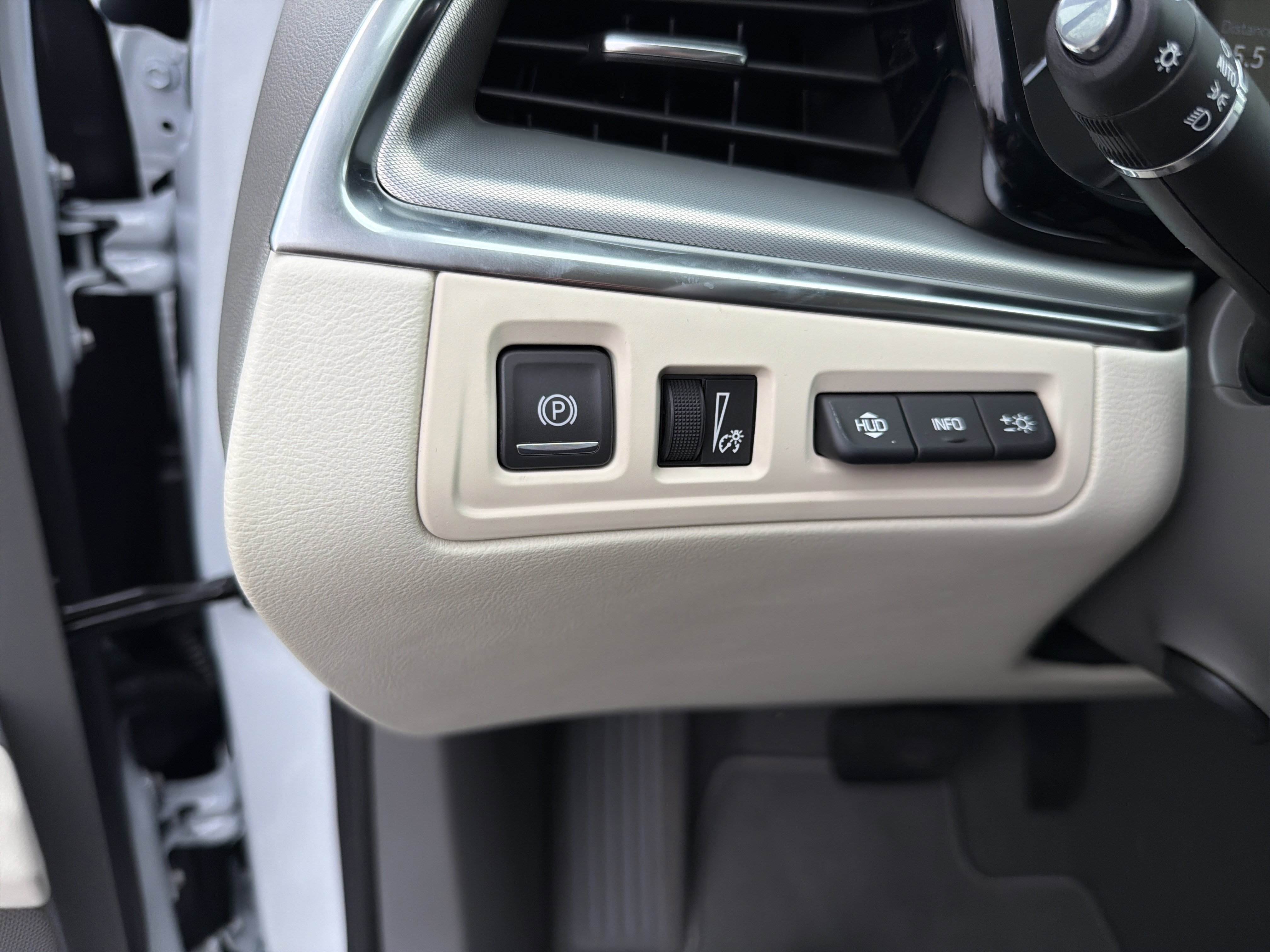 2026 Cadillac XT5 Premium Luxury - Photo 36