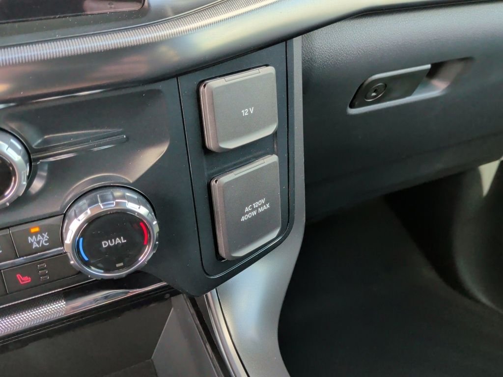 New 2026 Carbonized Gray Metallic Ford Lariat® image 32