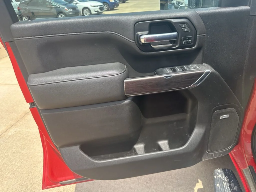 Used 2022 Red Chevrolet LTZ image 6