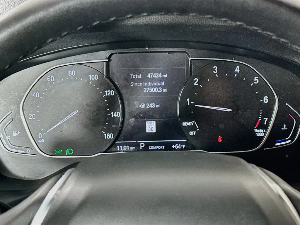 Used 2022 White BMW xDrive30i image 11