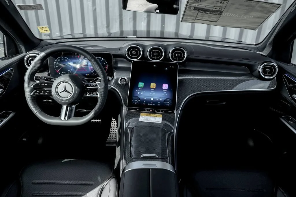 New 2027 Black Mercedes-Benz GLC 300 image 51