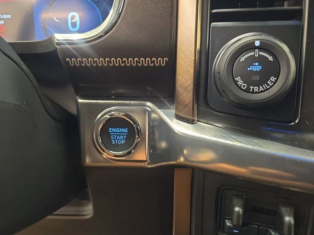 New 2026 Agate Black Metallic Ford King Ranch® image 38