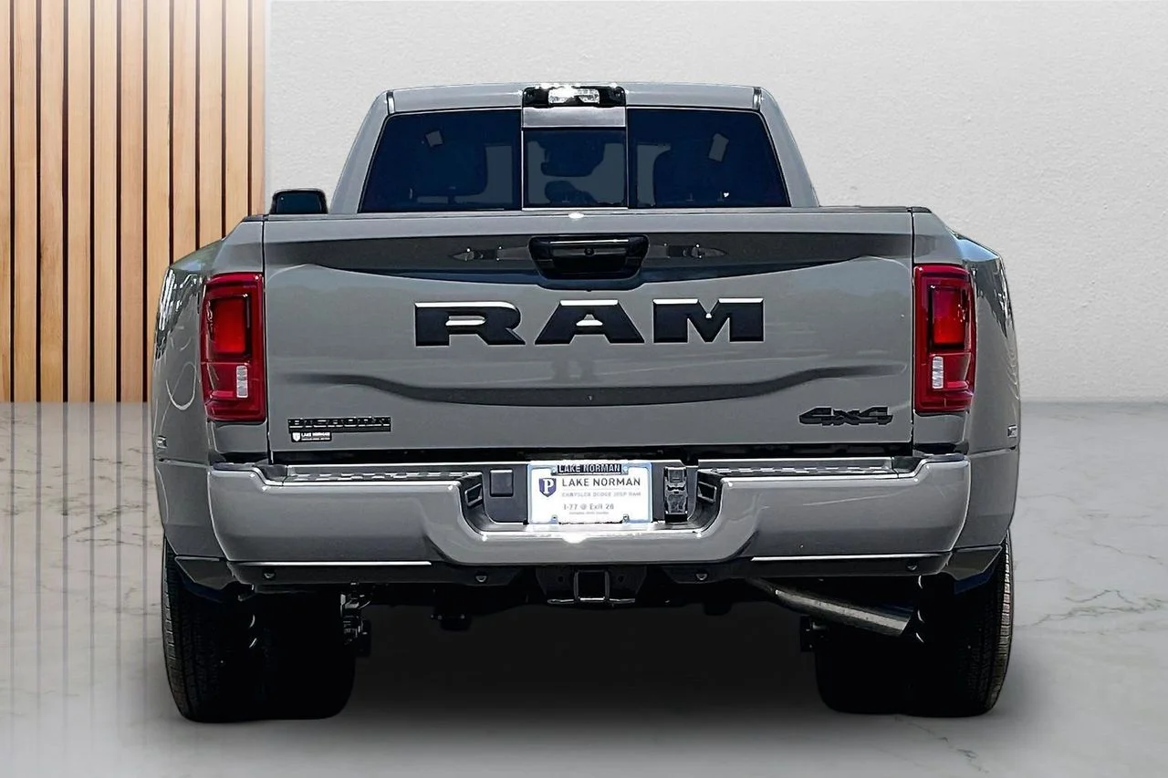 New 2026 Ceramic Gray Clear-Coat Exterior Paint RAM Big Horn image 8