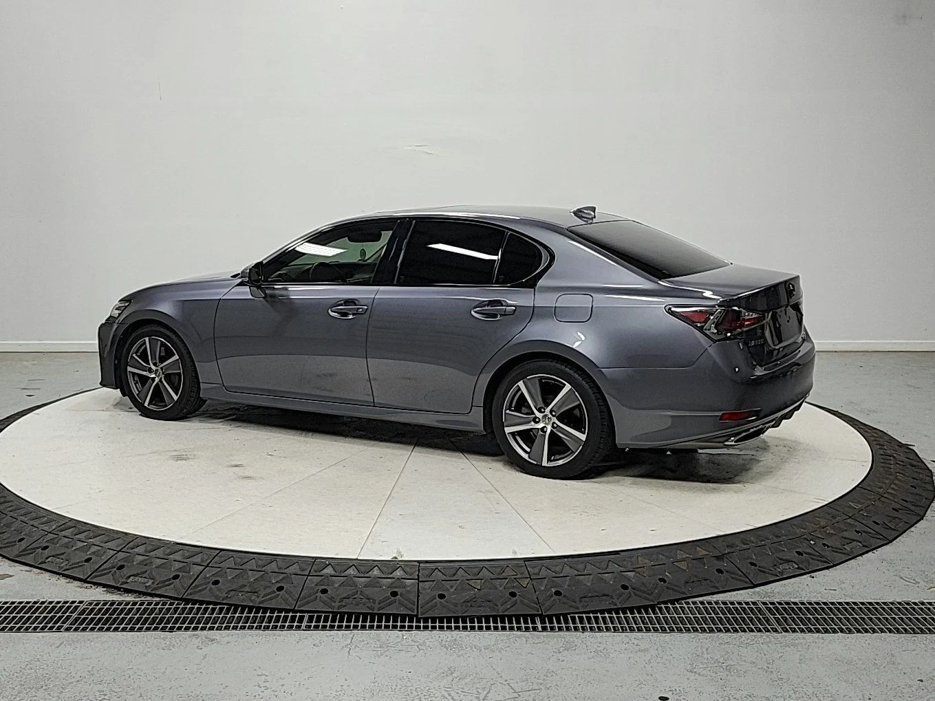Used 2016 Nebula Gray Pearl Lexus 350 image 6