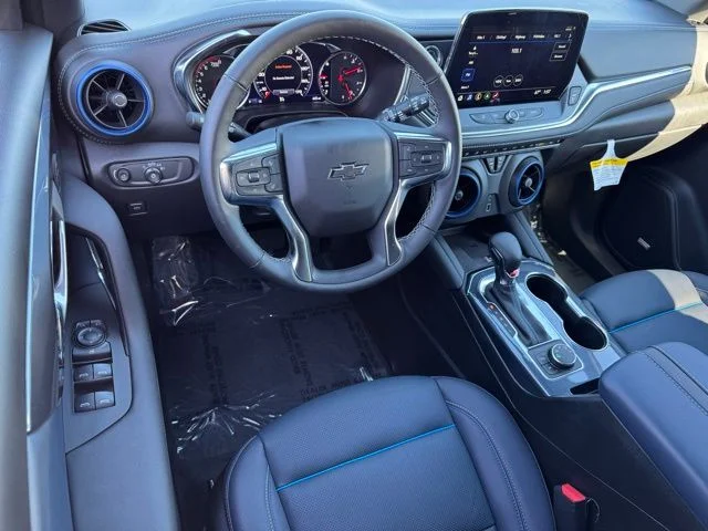 Used 2025 Gray Chevrolet RS image 26