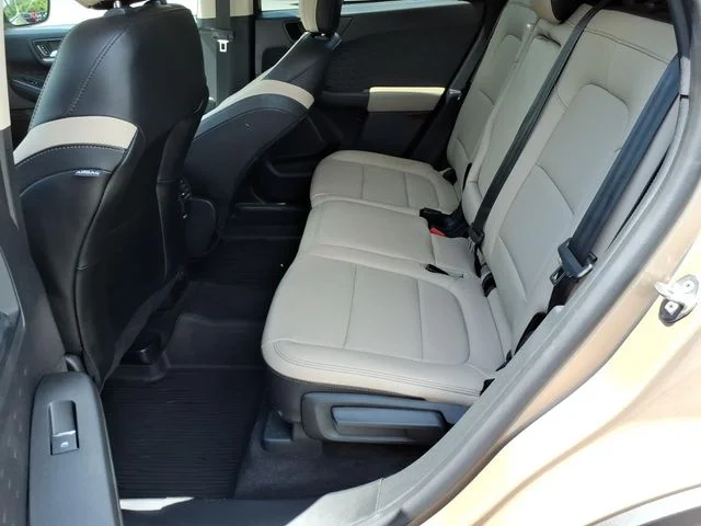 Used 2020 Gold Ford SEL image 19