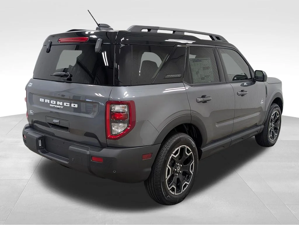 New 2026 Carbonized Gray Metallic Ford Outer Banks® image 19