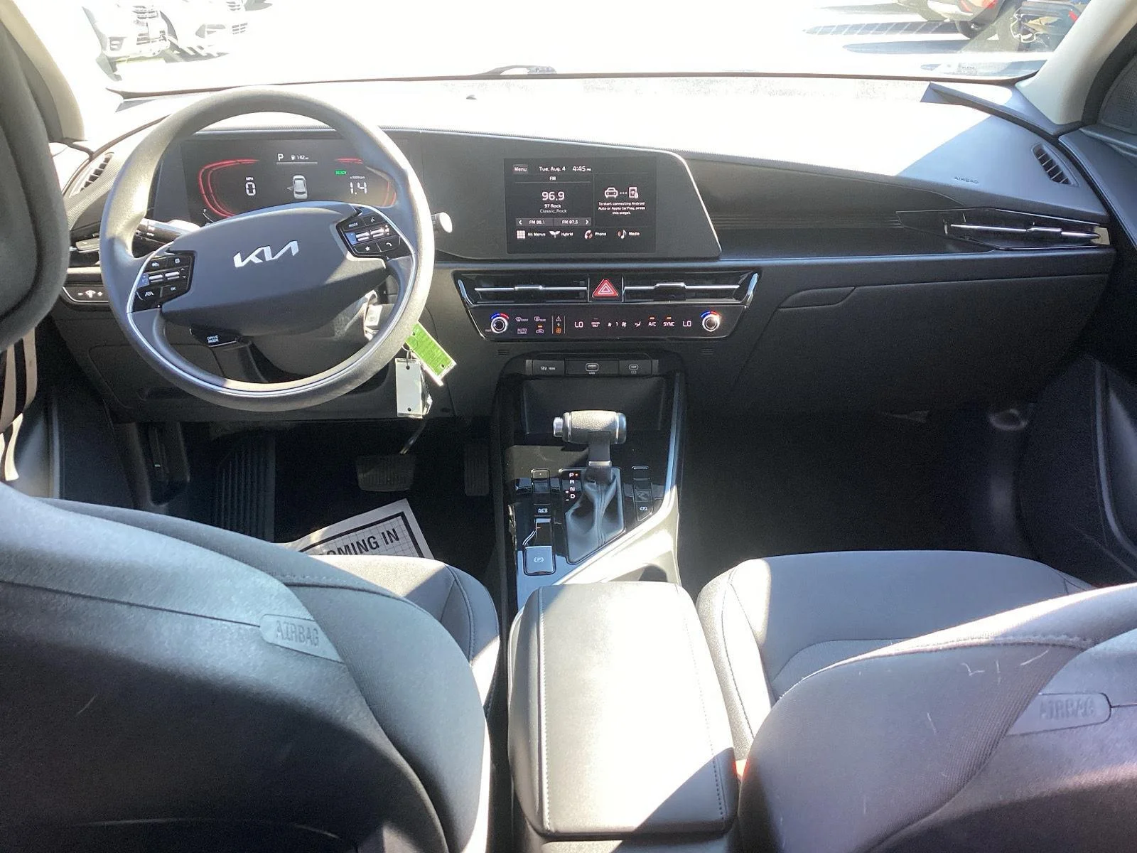 Used 2024 Aurora Black Pearl Kia LX image 13