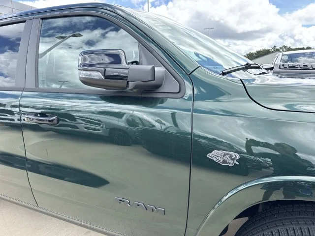 New 2027 Serrano-Green Metallic Exterior Paint RAM Laramie image 25