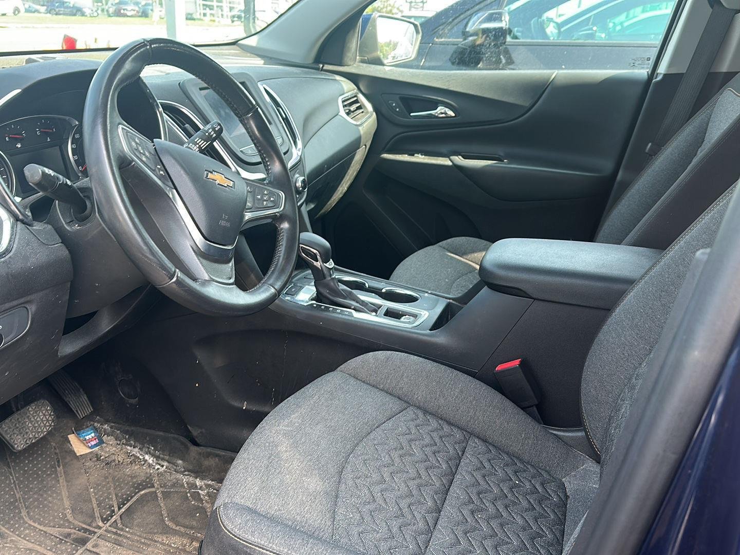 Used 2022 Blue Glow Metallic Chevrolet LT image 6