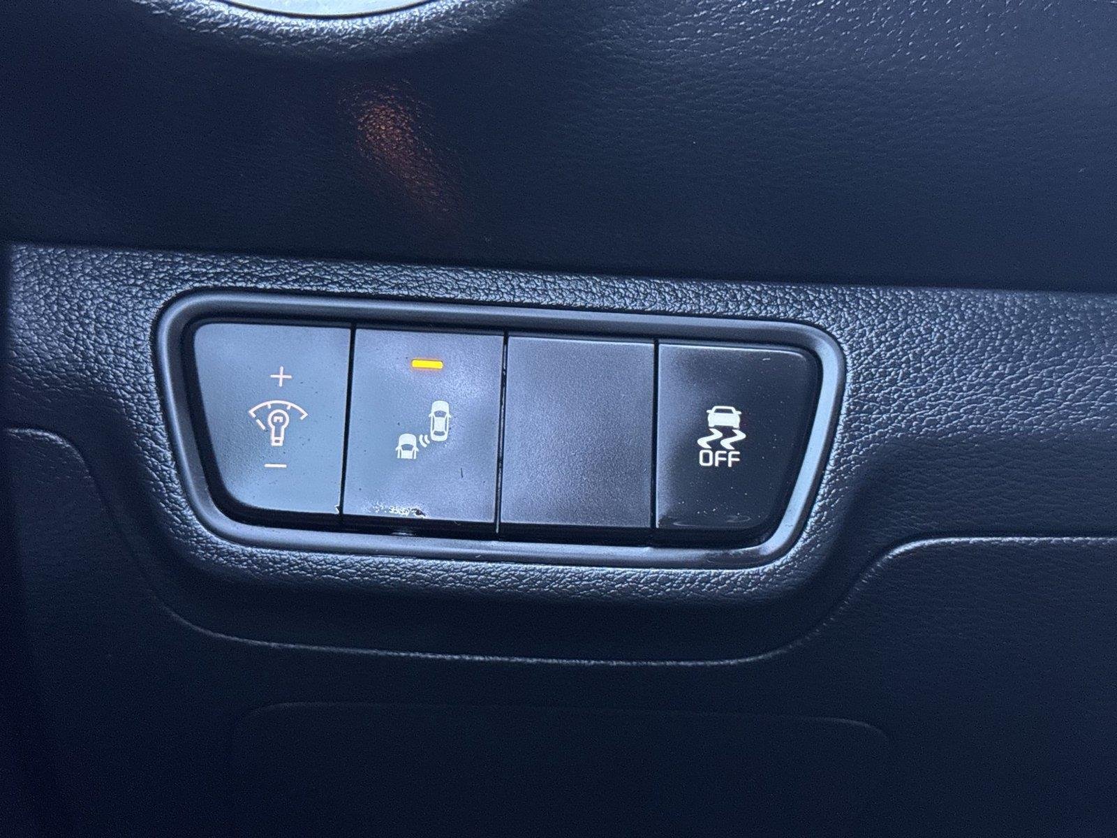 2023 Kia Forte GT-Line - Photo 22