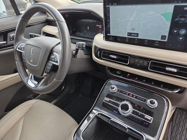 Used 2023 Jewel Sandstone Metallic Premium Colorant Lincoln Reserve image 35