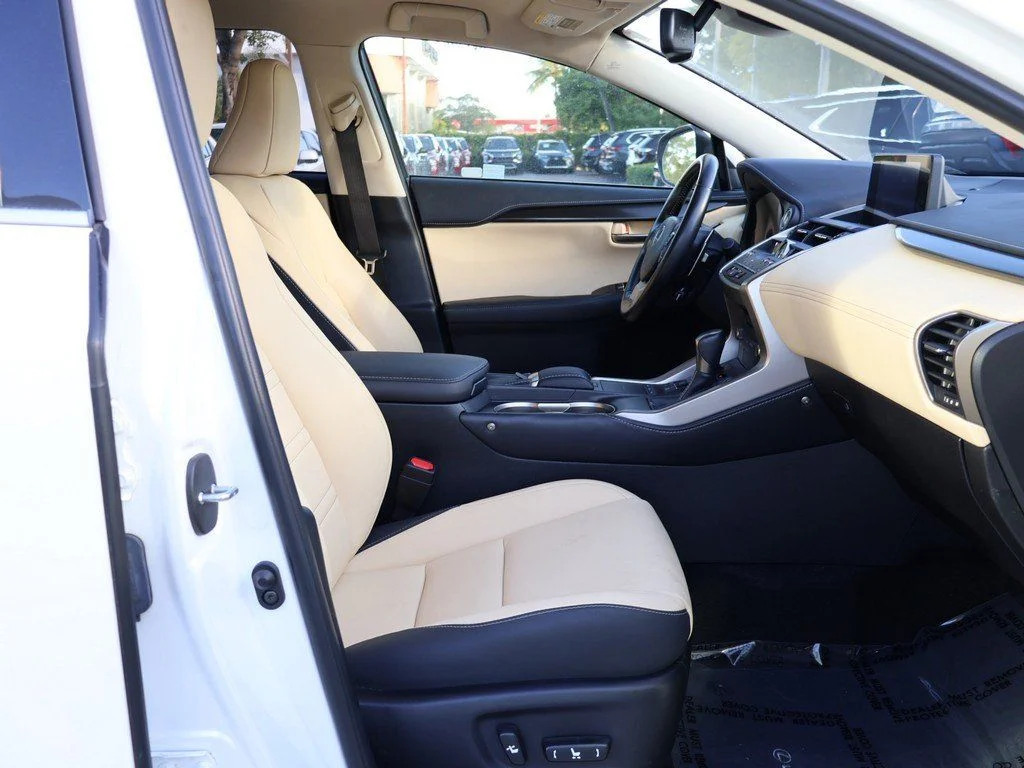 2021 Lexus NX 300 - Photo 29