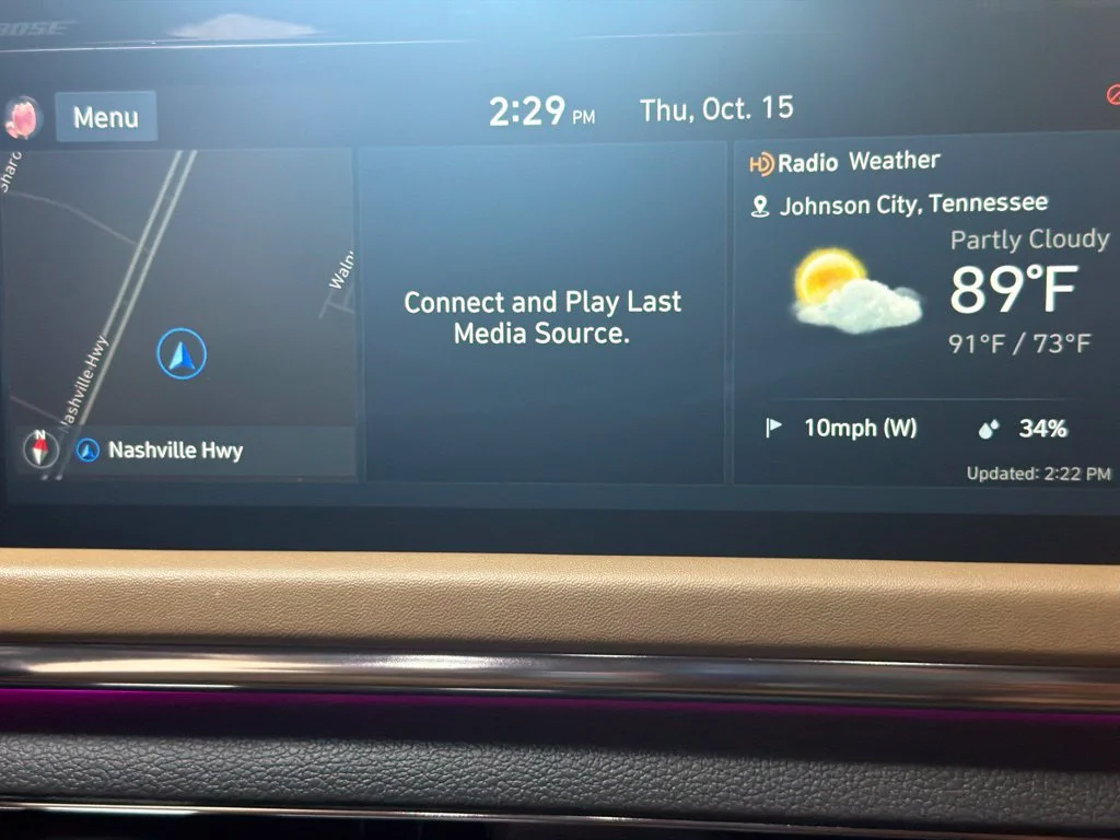 Used 2020 Quartz White Hyundai Limited image 14