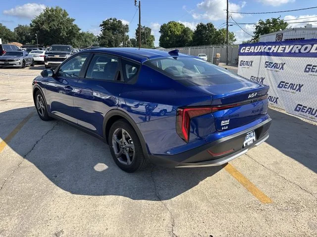 Used 2025 Blue Kia LXS image 13
