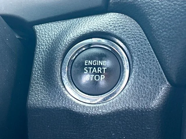 Used 2019  Toyota Limited image 68